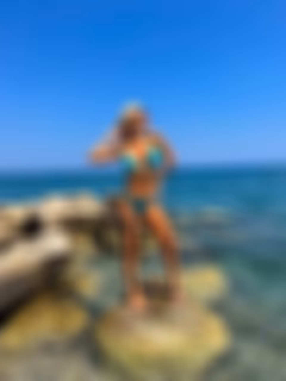 Elvira dating in honolulu