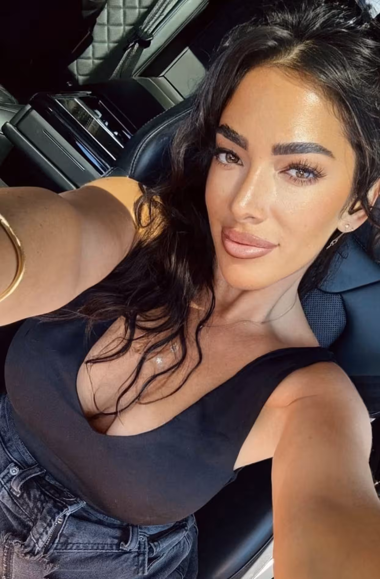 Tijana single sites for over 40