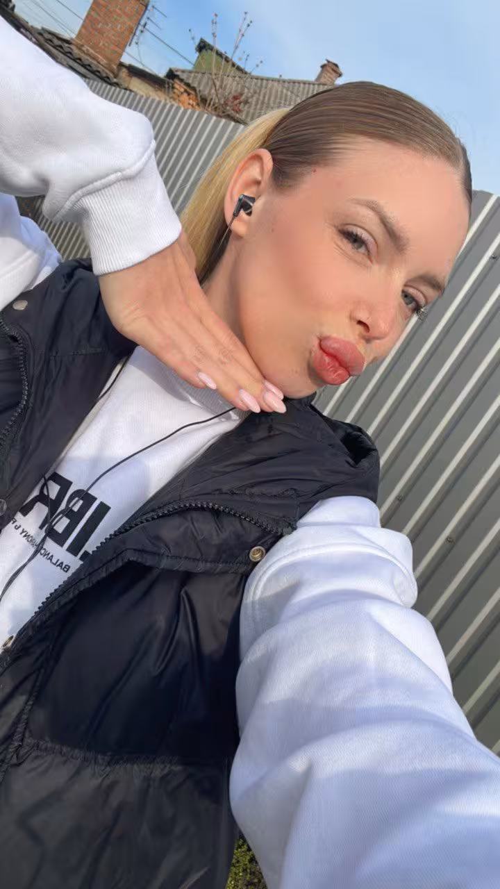 Anna dating slavic women