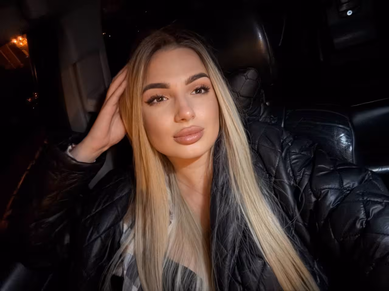 Valeria single women in cleveland