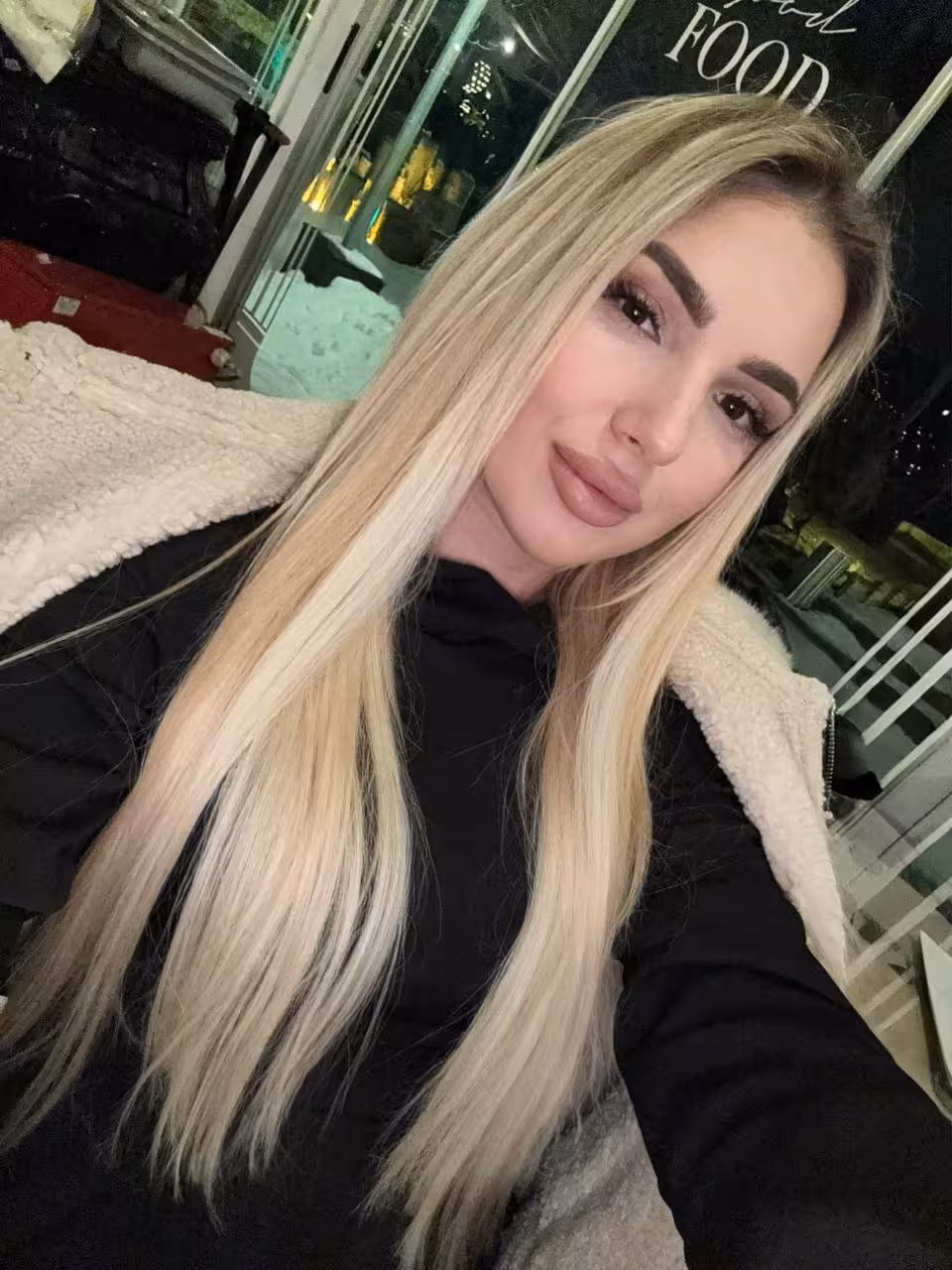 Valeria single women in cleveland