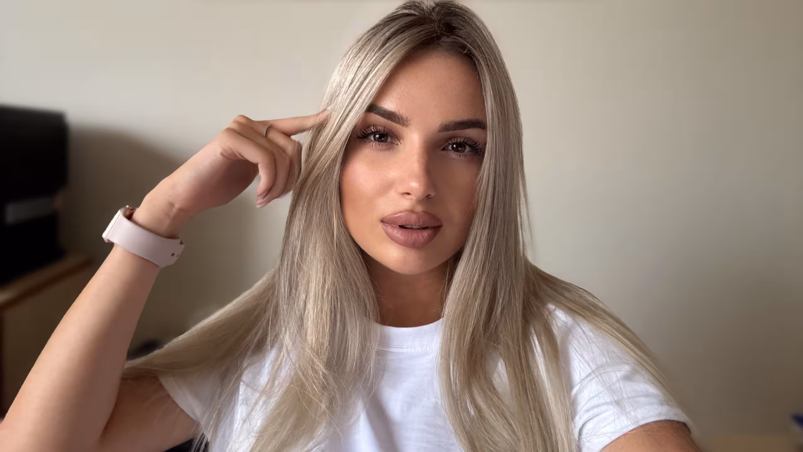 Valeria single women in cleveland