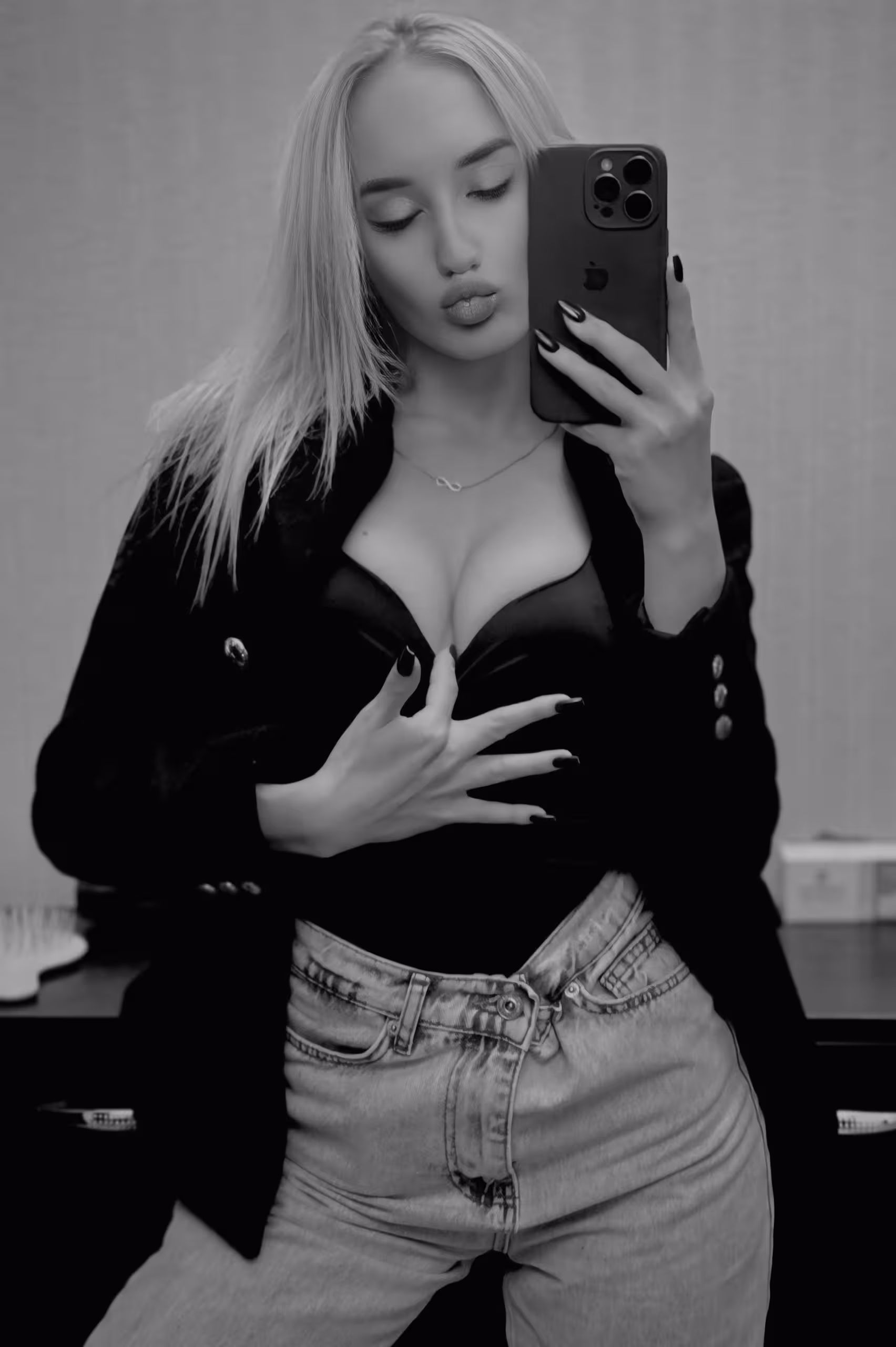 Yana tender personals