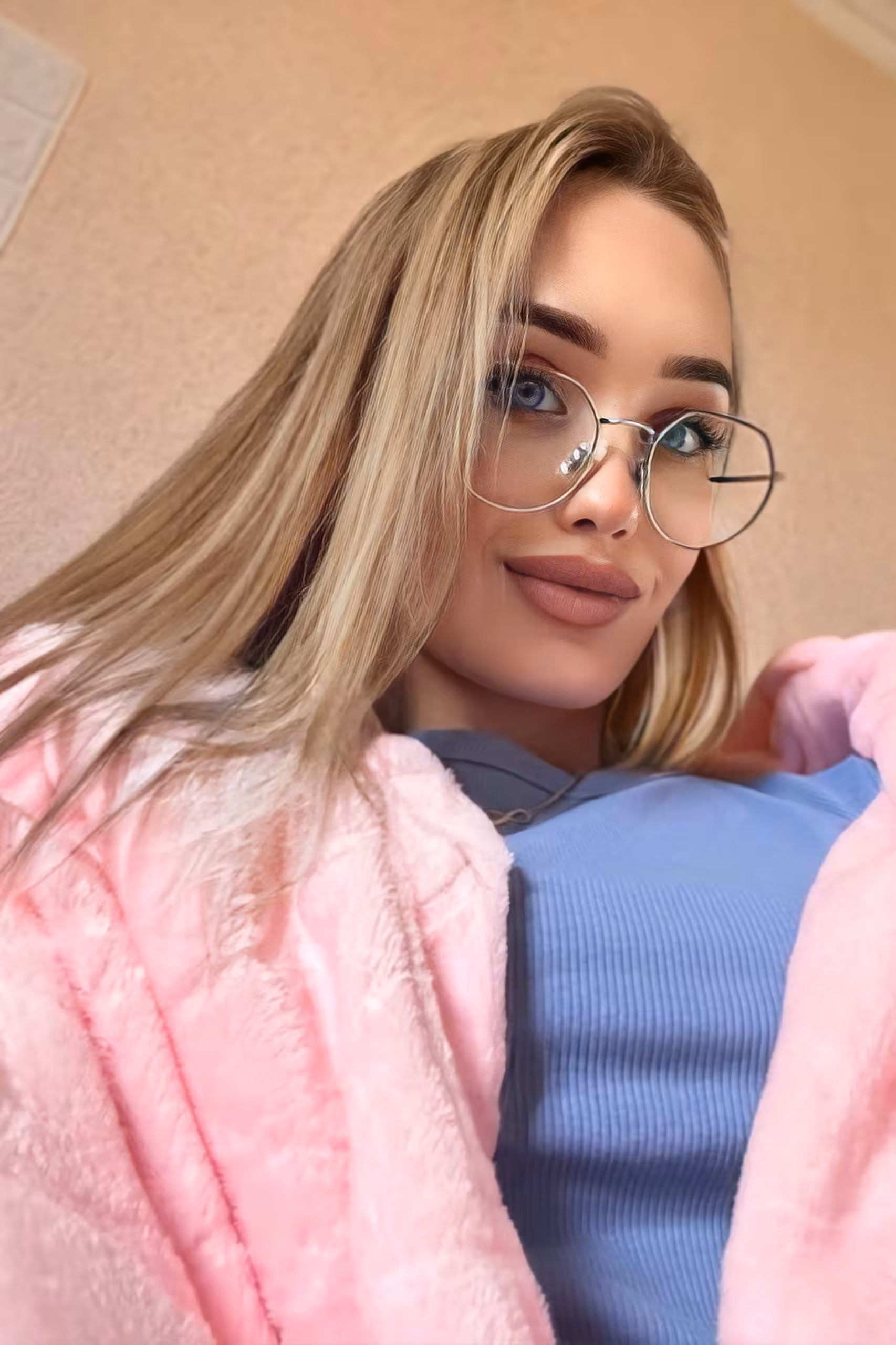 Yana tender personals